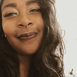 Meet your Posher, Sasha